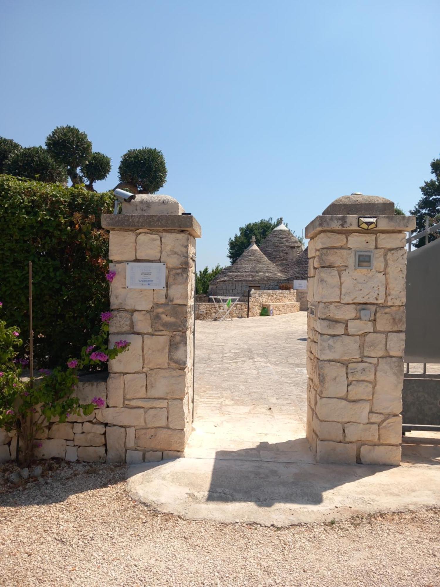 Trullo Monte Del Sale Guest House Alberobello Exterior photo