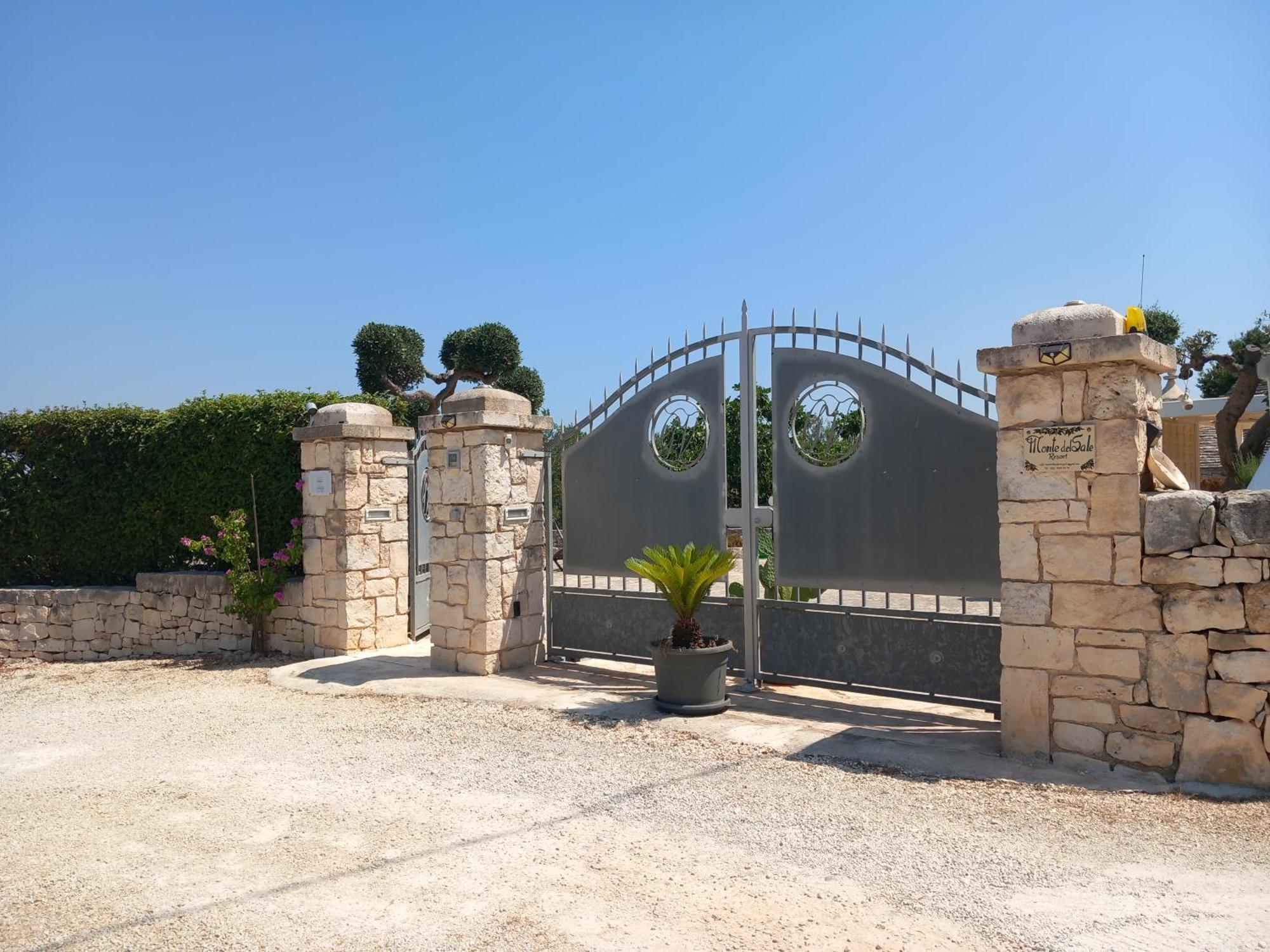 Trullo Monte Del Sale Guest House Alberobello Exterior photo